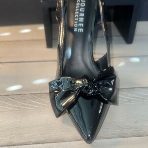 Journee Collection Black Patent‎ Bow Heels